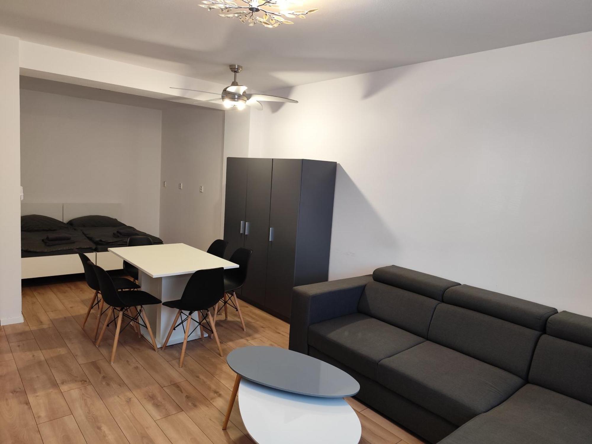 2 Apartment, Near Oc Galeria, Petrzalka * Bratysława